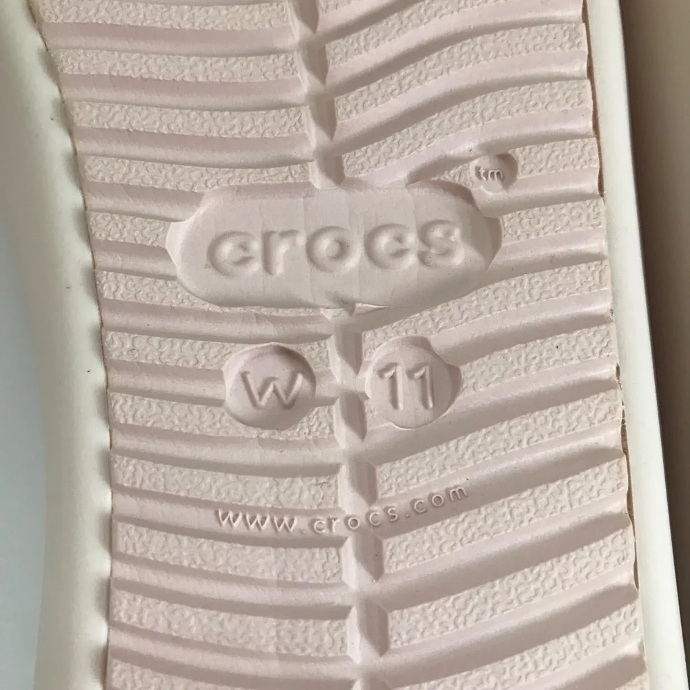 CROCS new tags